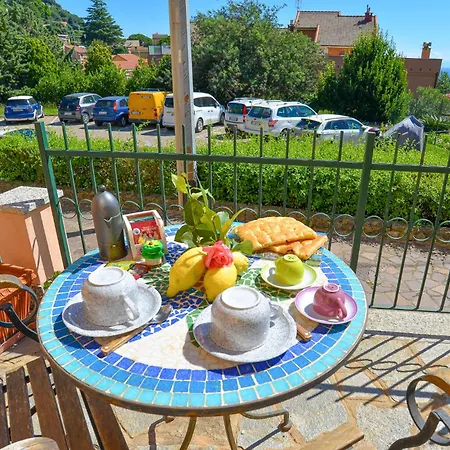 Casa Cecilia - Vadoalmare Immobiliare Апартаменты