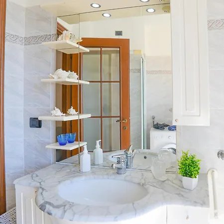 Casa Cecilia - Vadoalmare Immobiliare Appartement Bergeggi