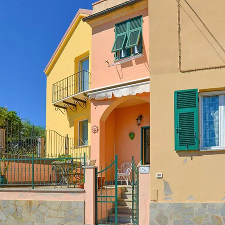 Appartamento Casa Cecilia - Vadoalmare Immobiliare *