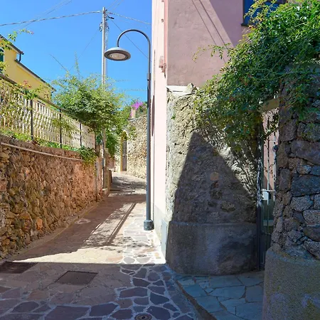 Casa Cecilia Vadoalmare Immobiliare *